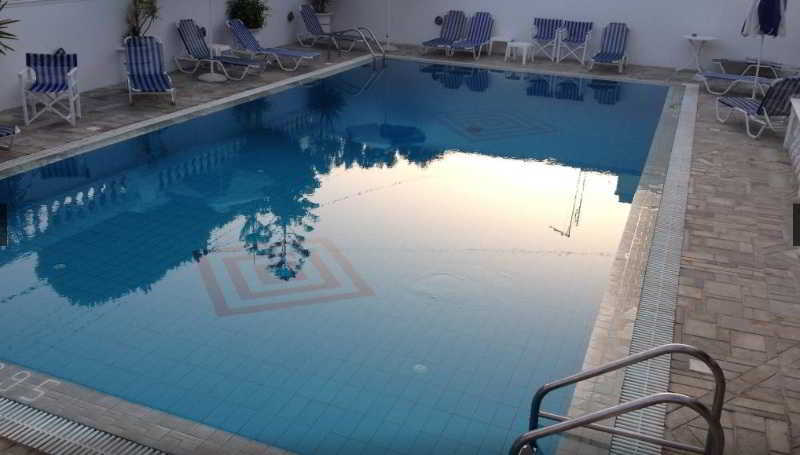 Hotel Armonia Kamári Exterior foto